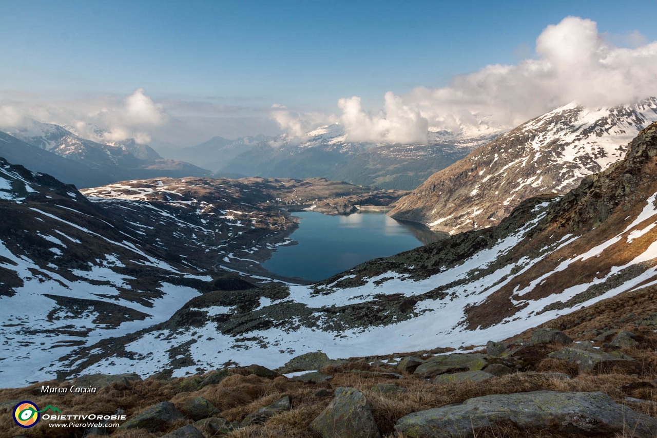 03_Lago dall'alto.JPG